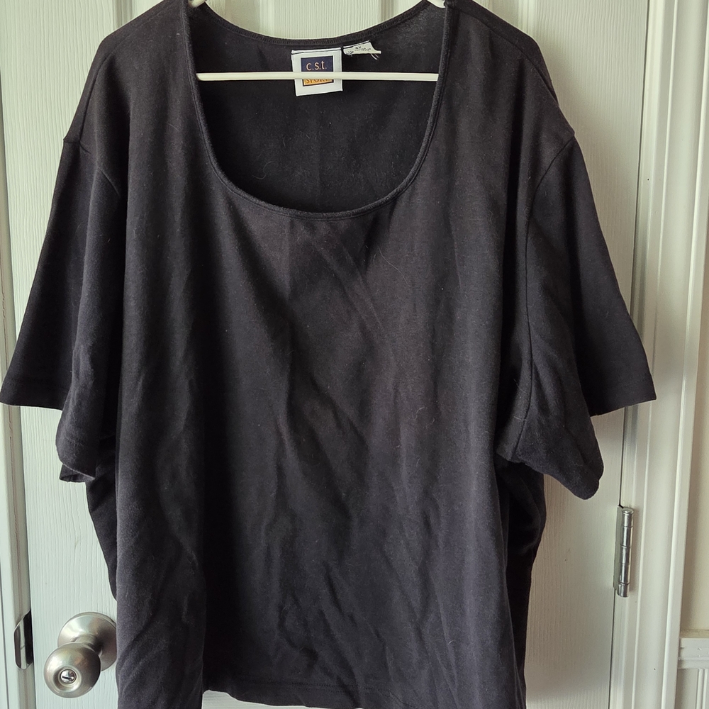 C.S.T. Black Scoop Neck Short Sleeve Top